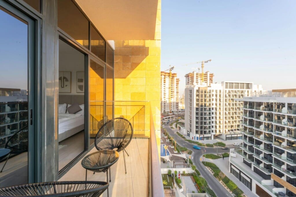 Dubai Property Investment: Earn Through Airbnb Rentals